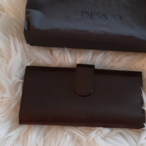 Desmo Brown leather wallet - Picture 1 of 4